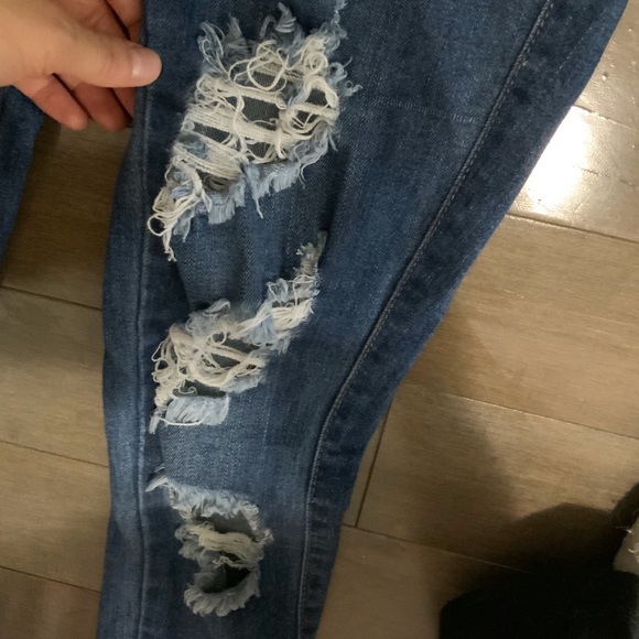 ripped skinny jeans - Picture 2 of 3